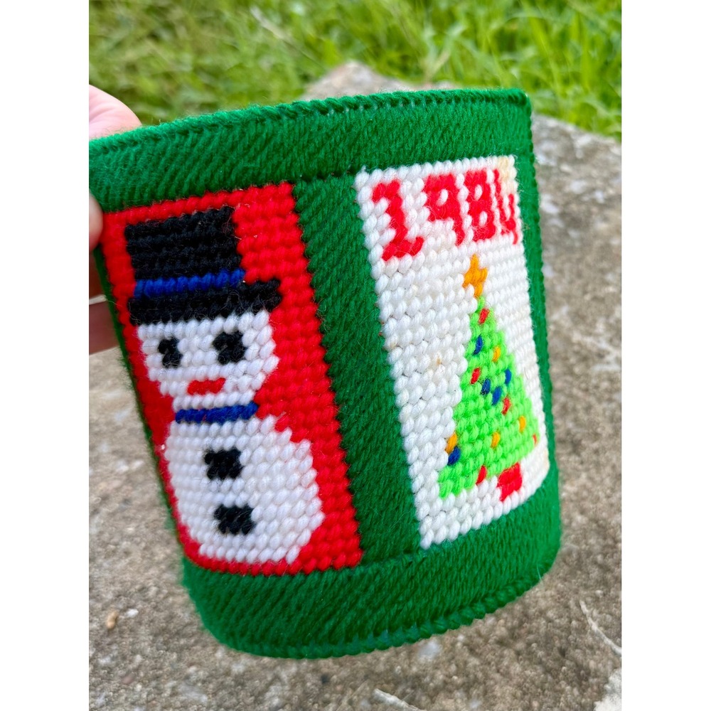 Vintage 1984 Christmas Plastic Canvas Basket Snowman Tree Nutcracker Angel Green